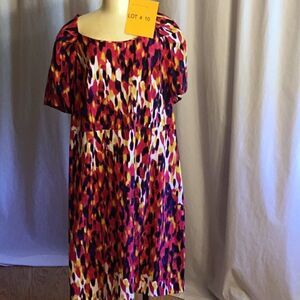 Ladies multicolored dress in size 22w by ROAMANS